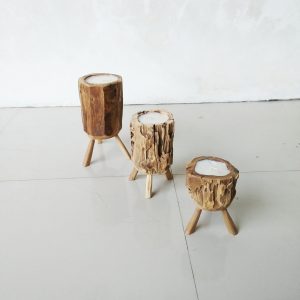 CANDLE ON WOOD (L $15, M $12, S $9)