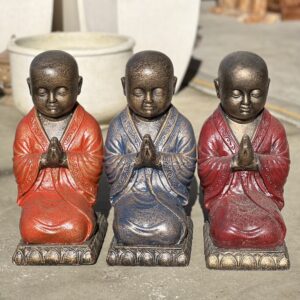 Statue Sitting Praying Shaolin