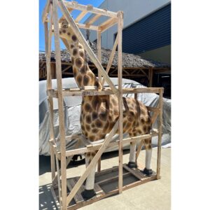 Giraffe Statue (PMA93)