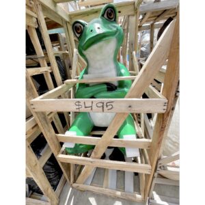 Sitting Frog Statue 150cm H (PMA84)