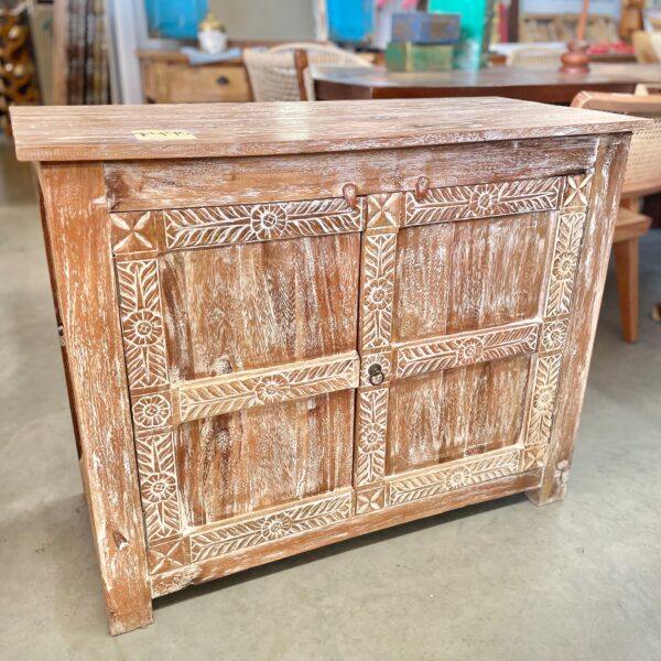Cabinet 2 Doors White Washed (TRG105)