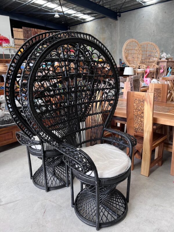 PEACOCK CHAIR